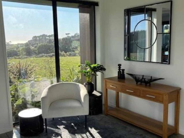 House for rent in Taranaki