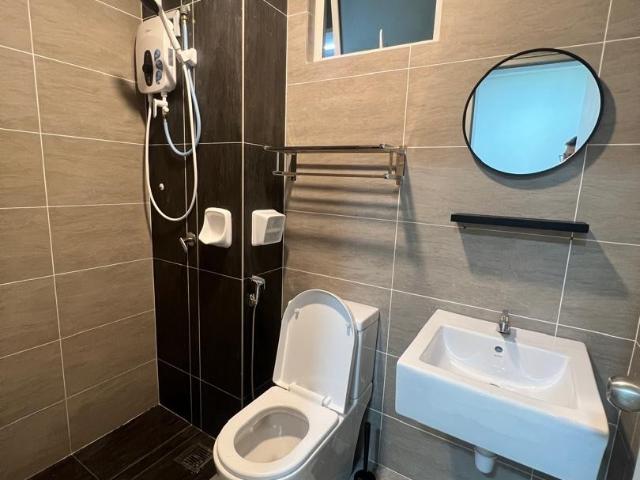 Room for rent in Petaling, Damansara Damai
