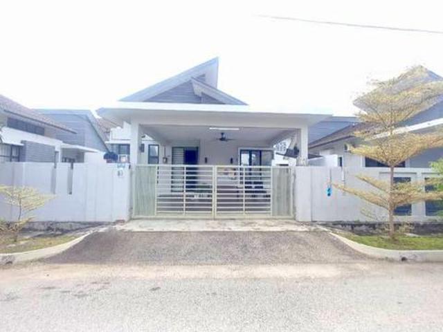 Bungalow for sale in Krubong, Malaka