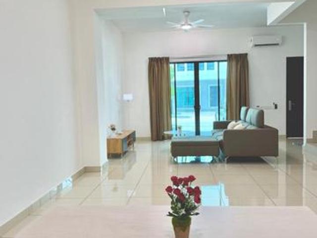 Terraced House for rent in Wellesley, Penang