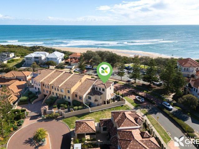 Townhouse for rent in Parklands, Western Australia