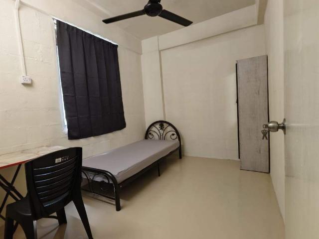 Room for rent in Wellesley, Penang