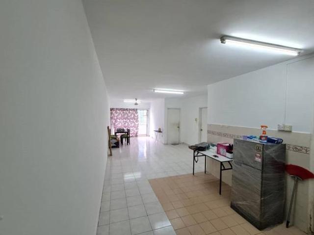 Apartment for sale in Petaling, Damansara Damai