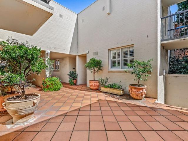Townhouse for rent in South Yarra, Melbourne