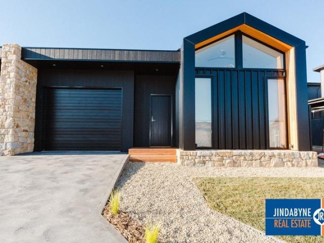 Duplex for rent in Jindabyne, New South Wales