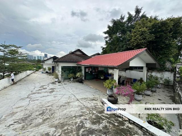 House for sale in Petaling, Damansara Damai