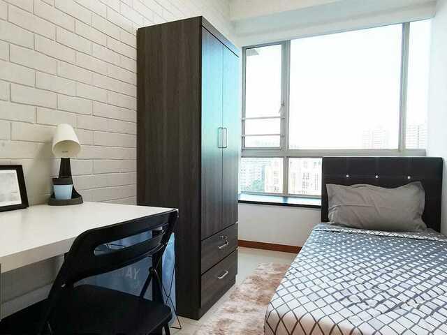 Room for rent