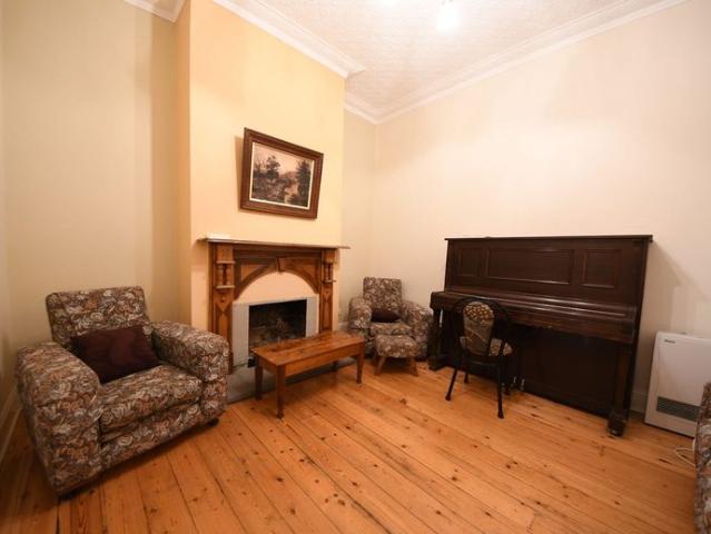 Townhouse for rent in Portland, Victoria