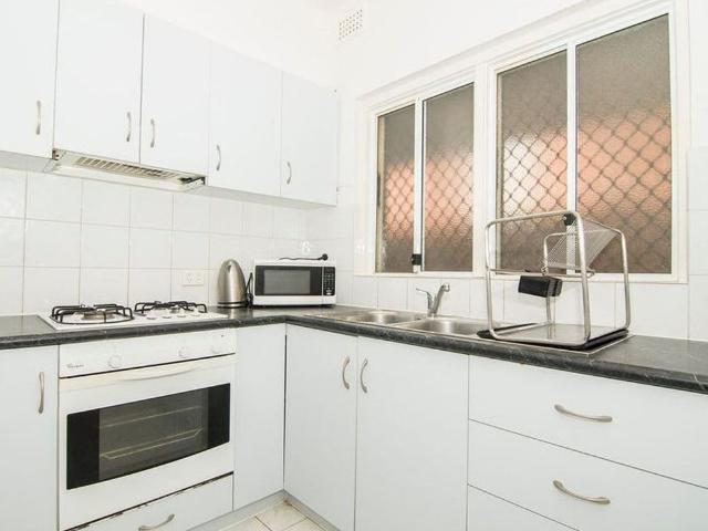Apartment for rent in East Perth, Perth