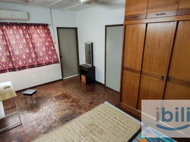 Room for rent in Petaling, Damansara Damai