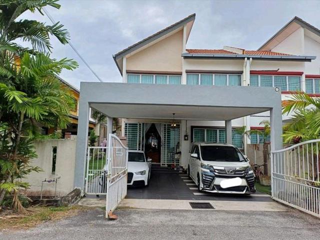 House for sale in Durian Tunggal, Malaka