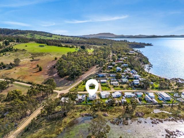 House for sale in Sloping Main, Tasmania
