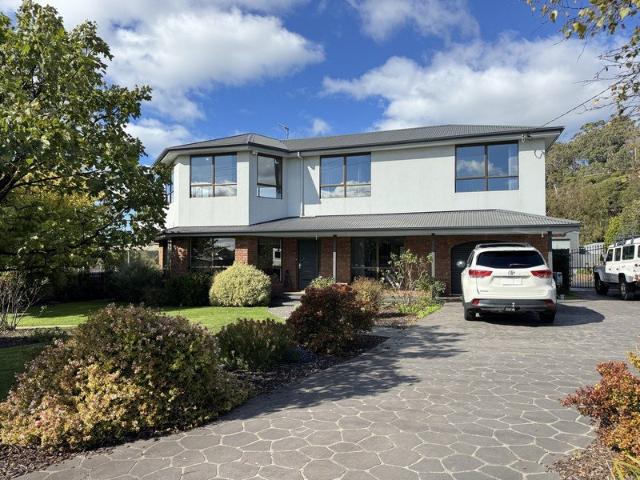 House for rent in Sulphur Creek, Tasmania