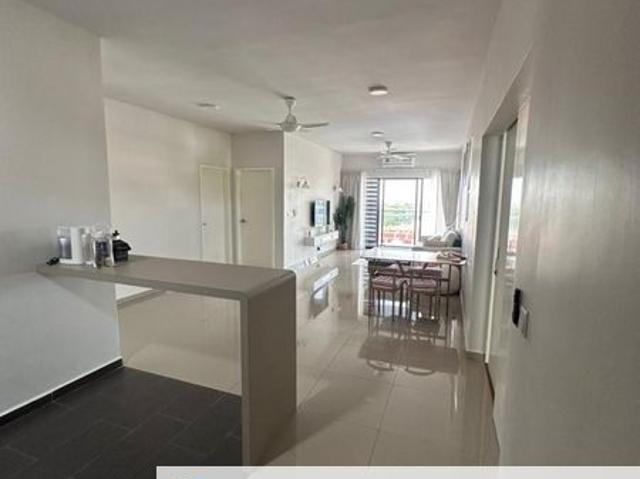Condominium for rent in Malaka