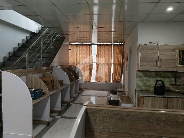 Building for rent in اسلام آباد, زون 1