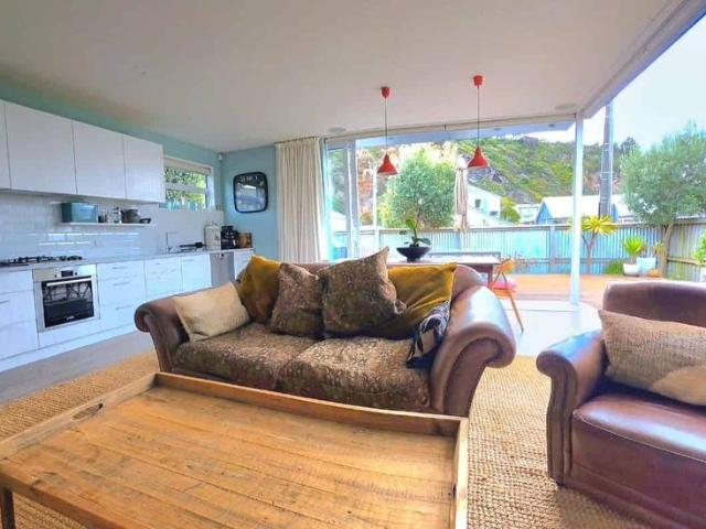 House for rent in Chaslands, Canterbury