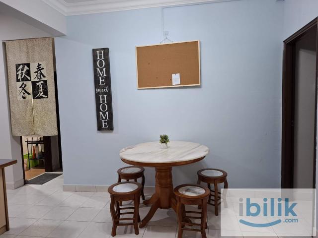 Room for rent in Pulau Tikus, George Town