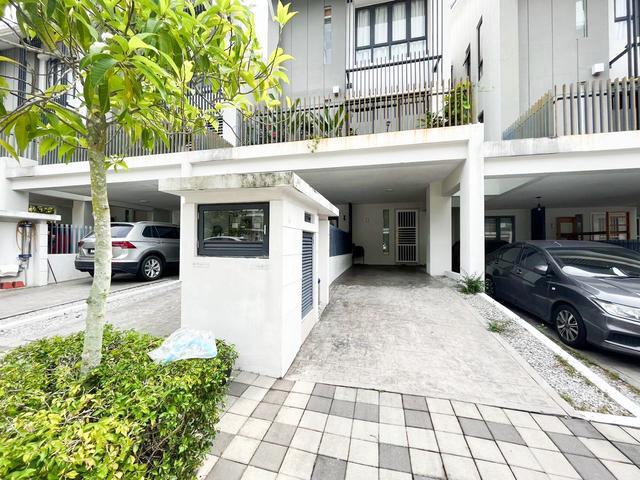 Townhouse for rent in Kajang, Langat