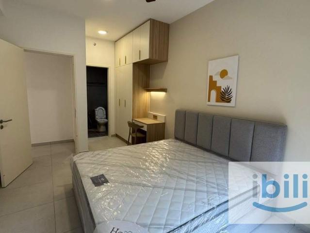 Room for rent in PJU 8, Petaling Jaya