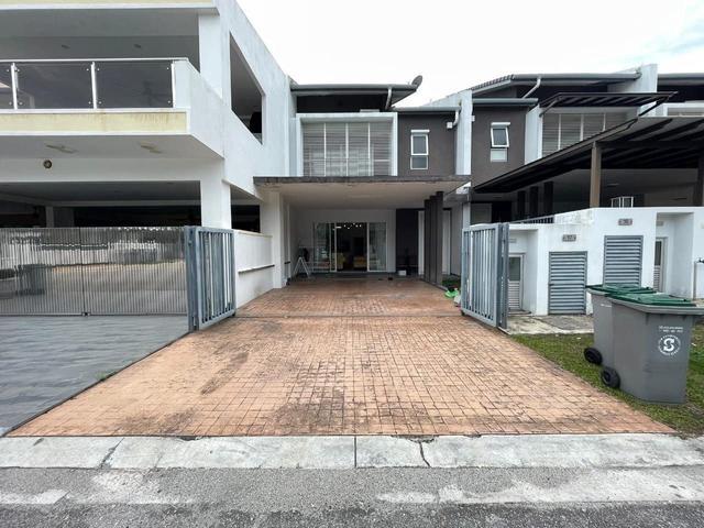 Terraced House for rent in Sendayan Village, Negeri Sembilan
