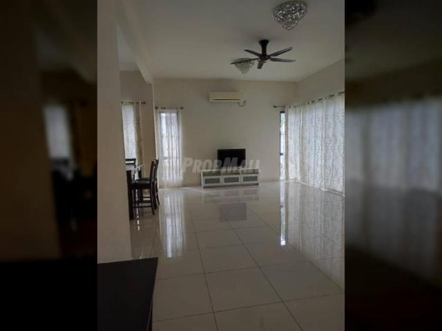 Room for rent in Sendayan Village, Negeri Sembilan