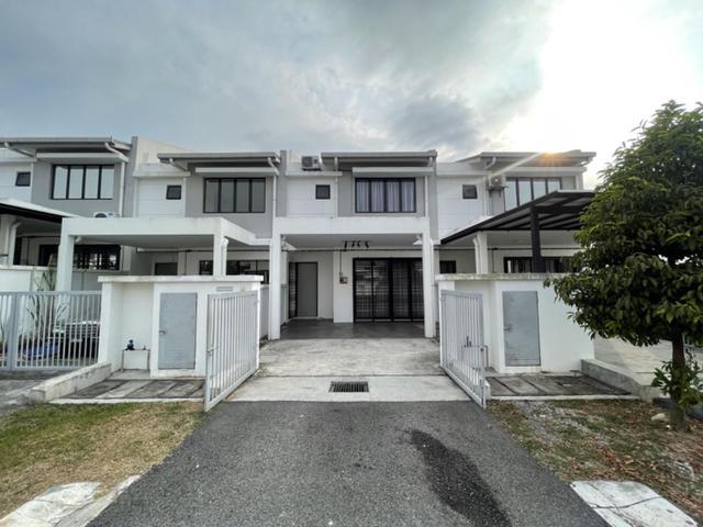 Terraced House for sale in Sepang, Tanjong Sepat