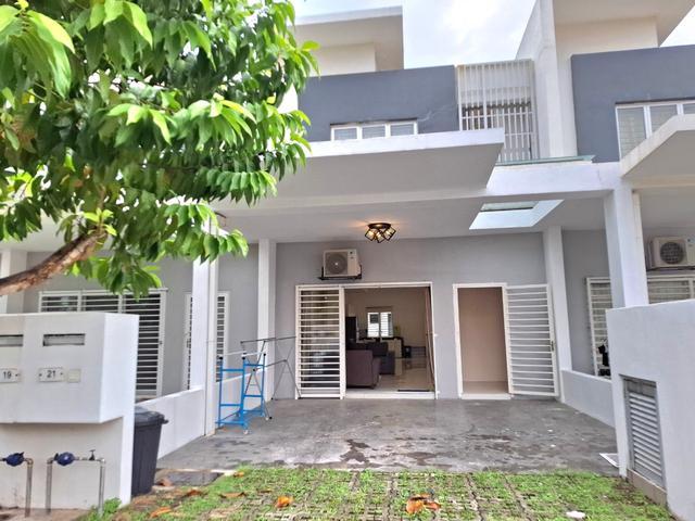 Terraced House for rent in Tanjong Sepat, Selangor
