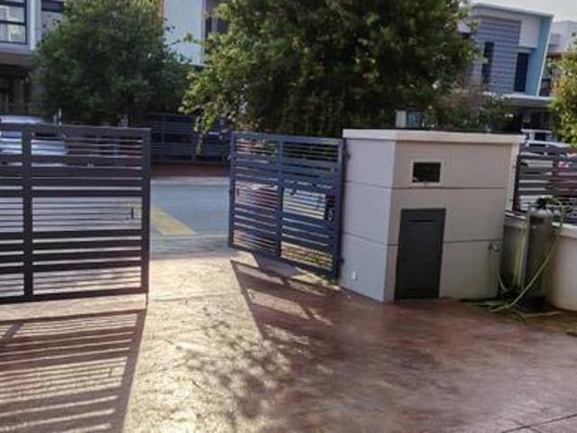 Terraced House for rent in Petaling, Alam Impian
