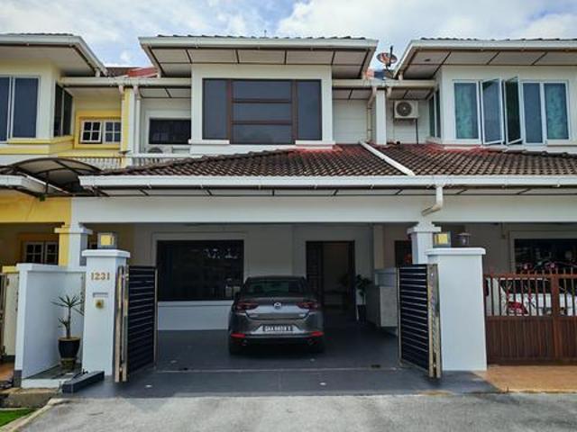 Terraced House for rent in Kuching, Sarawak