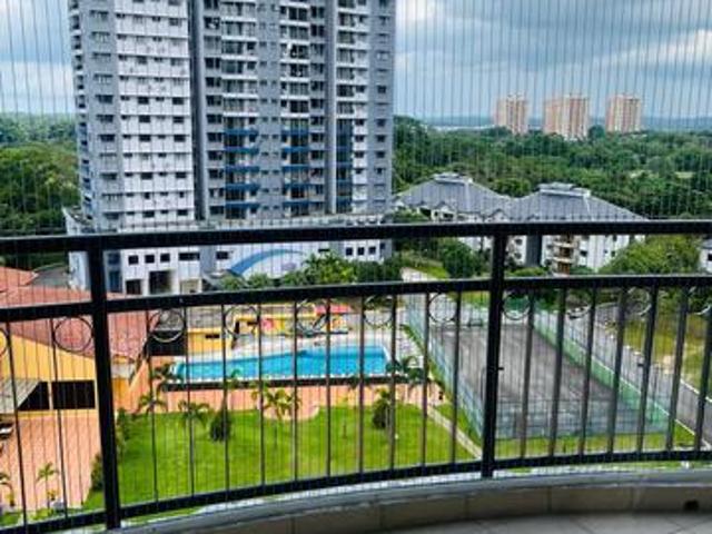 Condominium for sale in Malaka