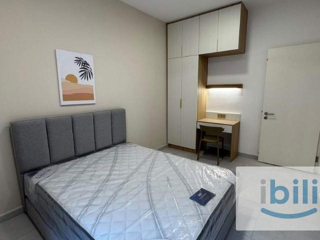 Room for rent in PJU 8, Petaling Jaya