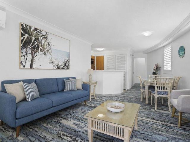 Apartment for sale in Broadbeach, Gold Coast City