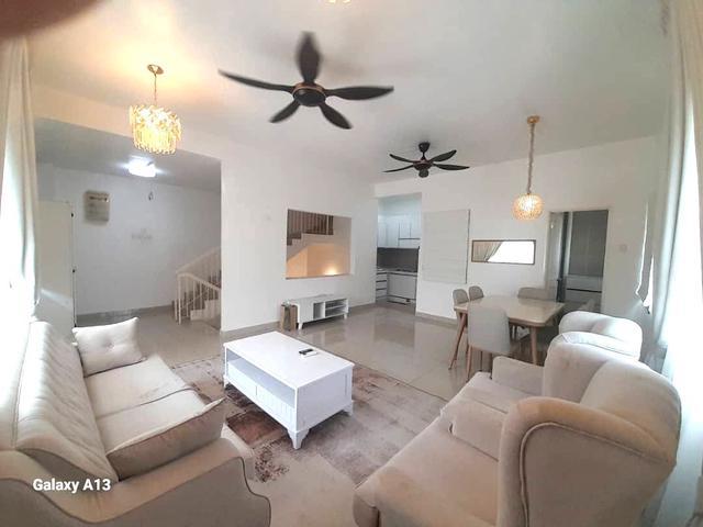 Townhouse for rent in Saujana, Selangor