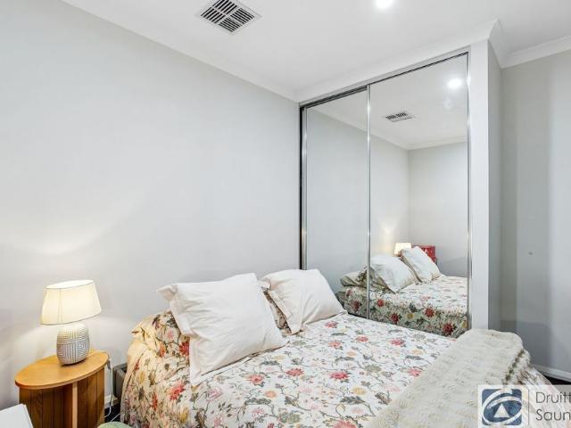Room for rent in Stirling, Western Australia