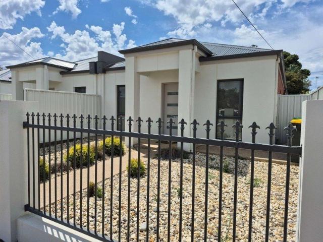 Townhouse for rent in Mildura, Victoria