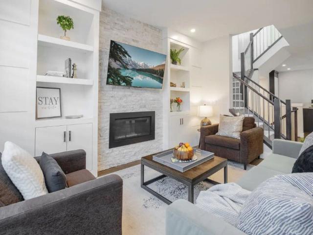 Townhouse for rent in Richmond, Calgary
