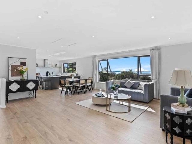 House for rent in Whangaparaoa