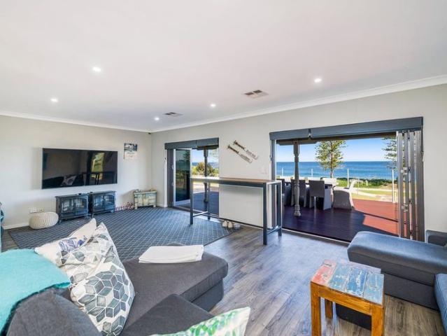 House for rent in Waikiki, Western Australia