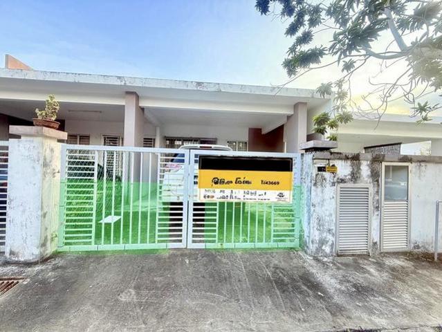 Terraced House for sale in Seremban