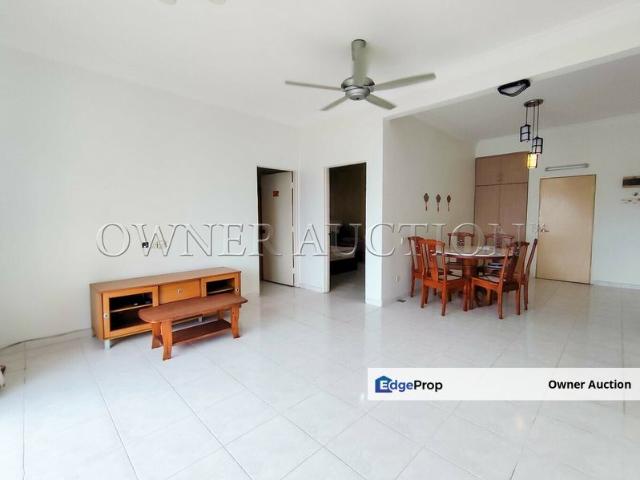 Condominium for sale in Malaka