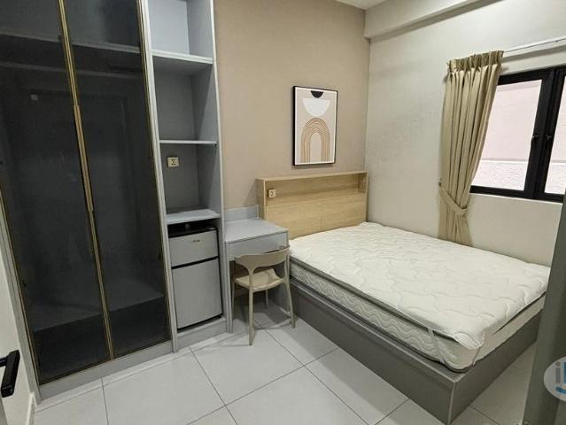 Room for rent in Wellesley, Penang