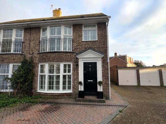 House for rent in Fishersgate, West Sussex