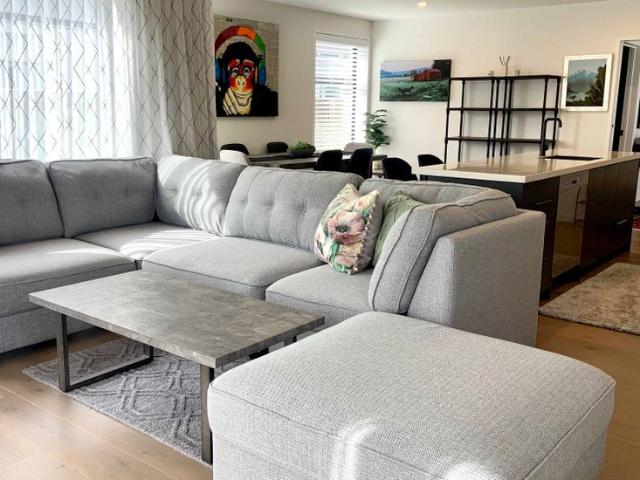 Townhouse for rent in Saint Albans, Canterbury