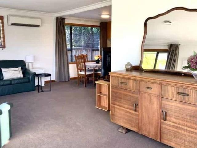 House for rent in Chaslands, Canterbury