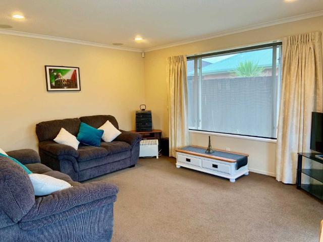 House for rent in Parklands, Christchurch
