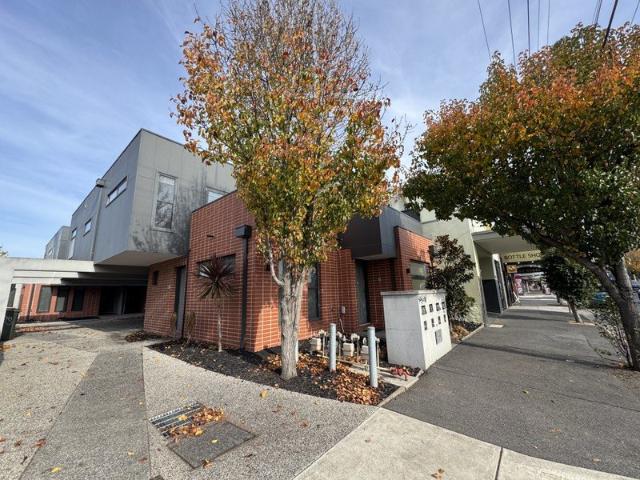 Townhouse for rent in Camerons Creek, Victoria