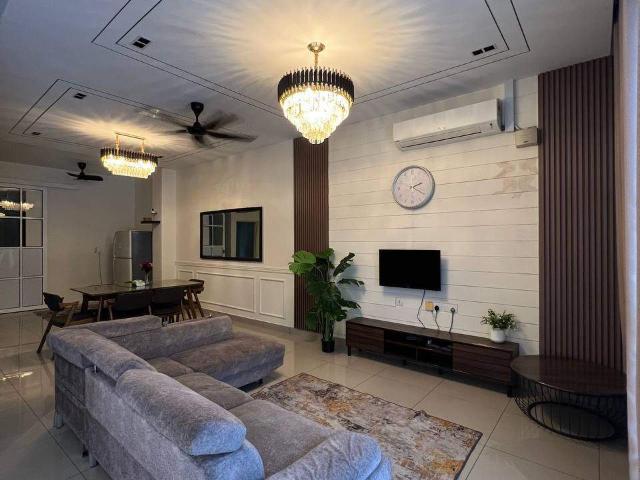 Room for rent in Tanjong Sepat, Selangor