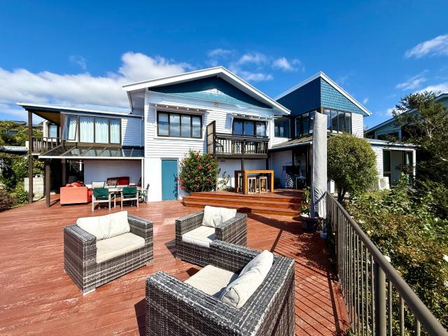 House for rent in Chaslands, Canterbury