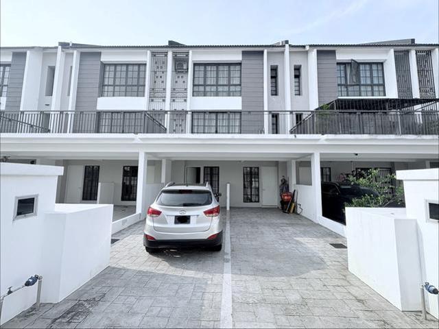 Townhouse for rent in Sepang, Tanjong Sepat