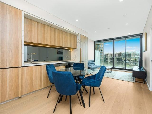 Apartment for rent in Lower North Shore, Sydney